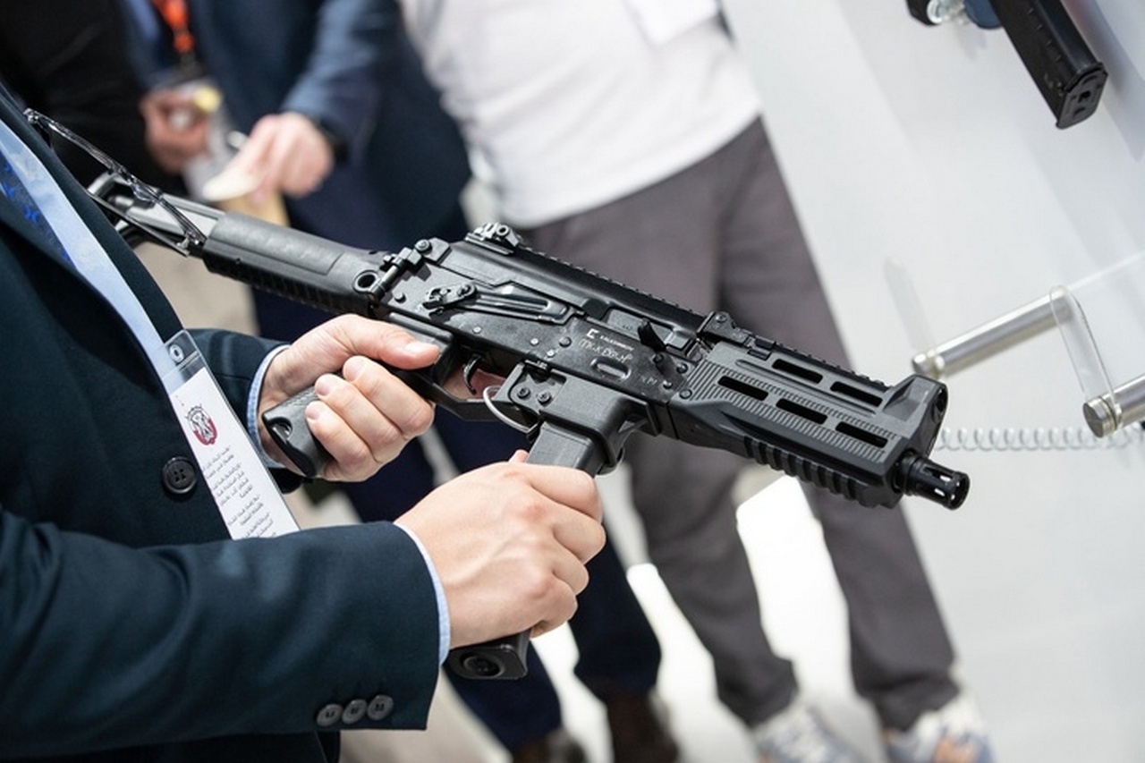Пистолет-пулемёт ППК-20 выпускается серийно и уже передан Воздушно-космическим силам России.