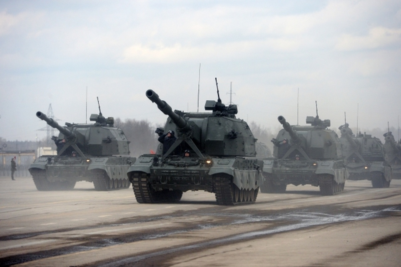 Комплекс использует шасси танка Т-90.