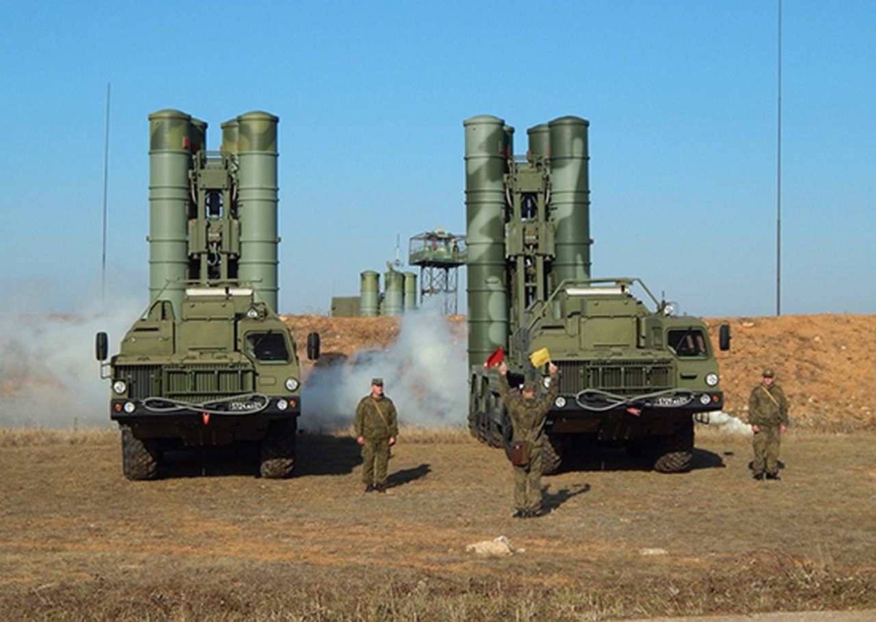 Зенитные ракетные системы С-400 «Триумф».
