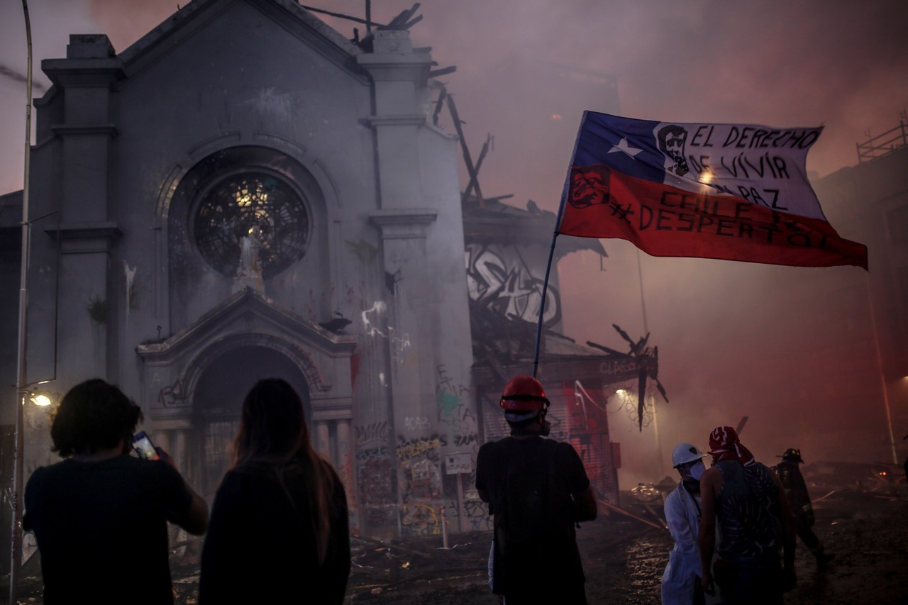 Протесты перед конституционным референдумом в Сантьяго, 2020 г.