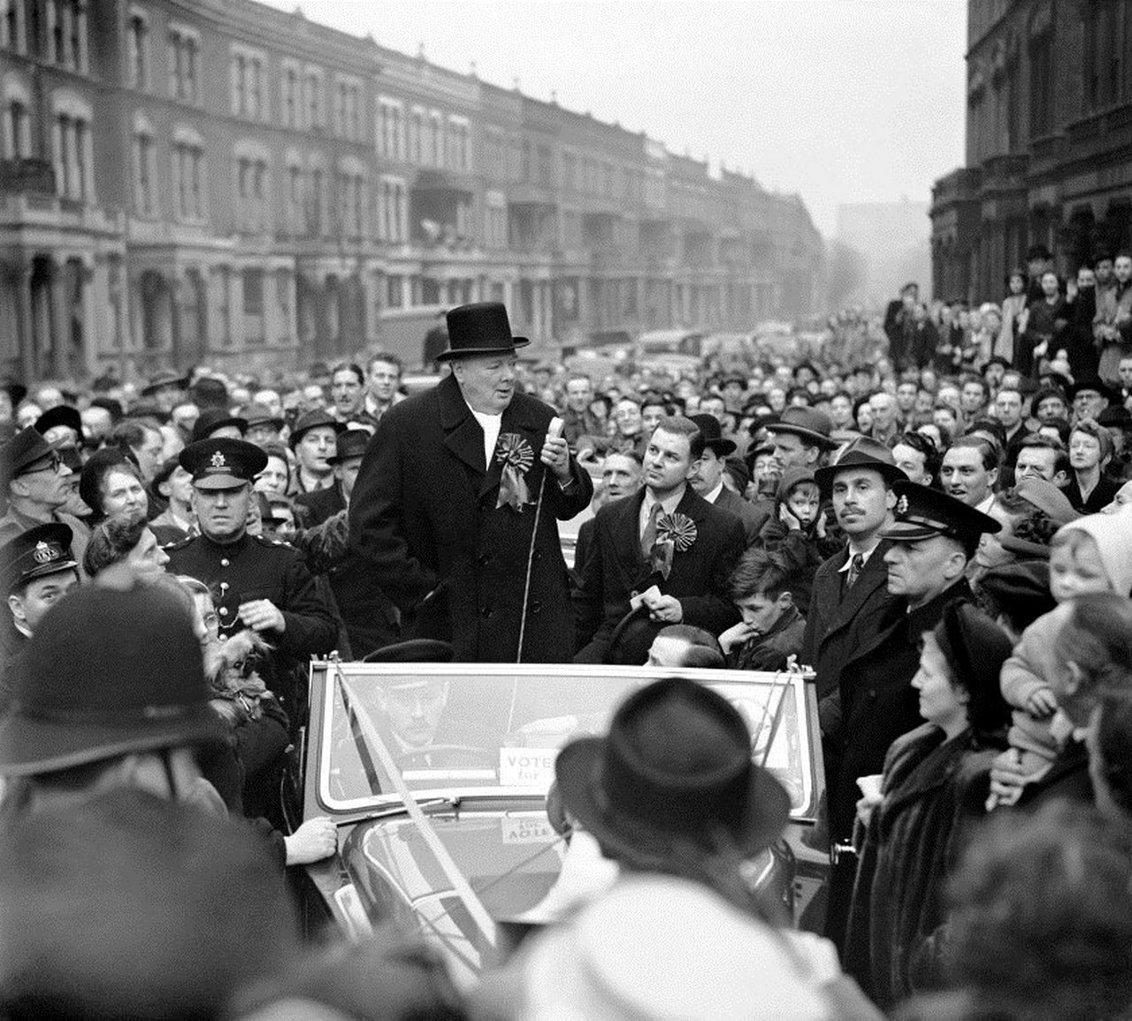 Уинстон Черчилль, ярый ненавистник большевиков, в 1949 году.