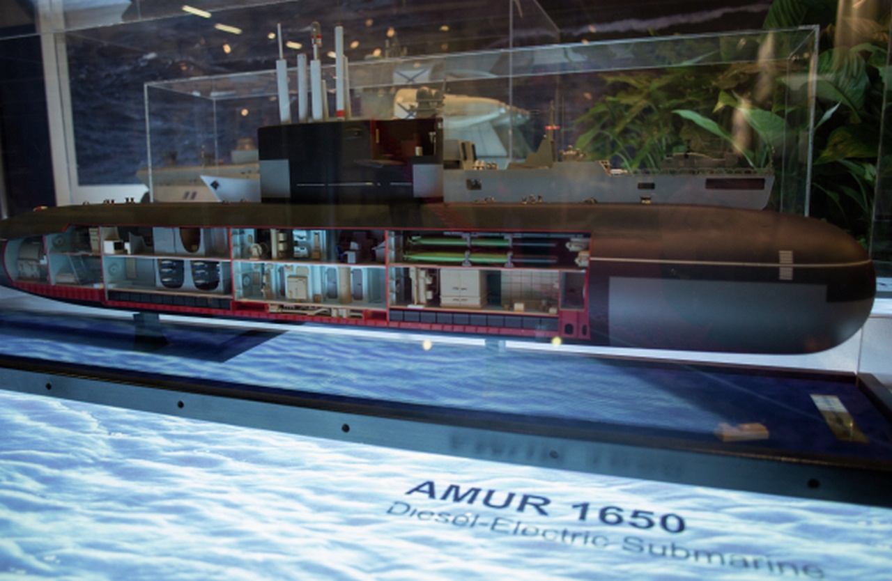 Макет подводной лодки «Амур-1650» на стенде АО «Рособоронэкспорт».