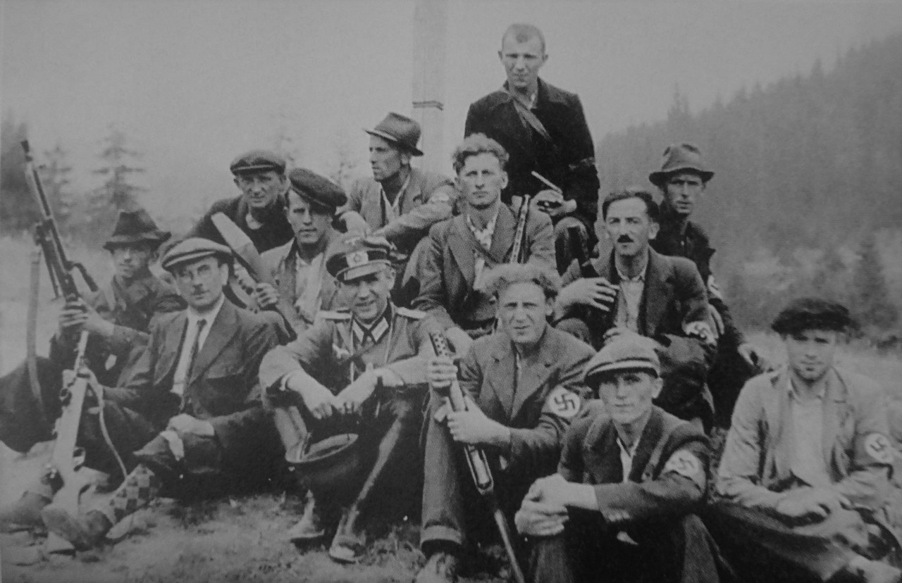 Немецкая диверсионная группа во главе с лейтенантом Абвера Г.-А. Херцнером, август 1939 г.