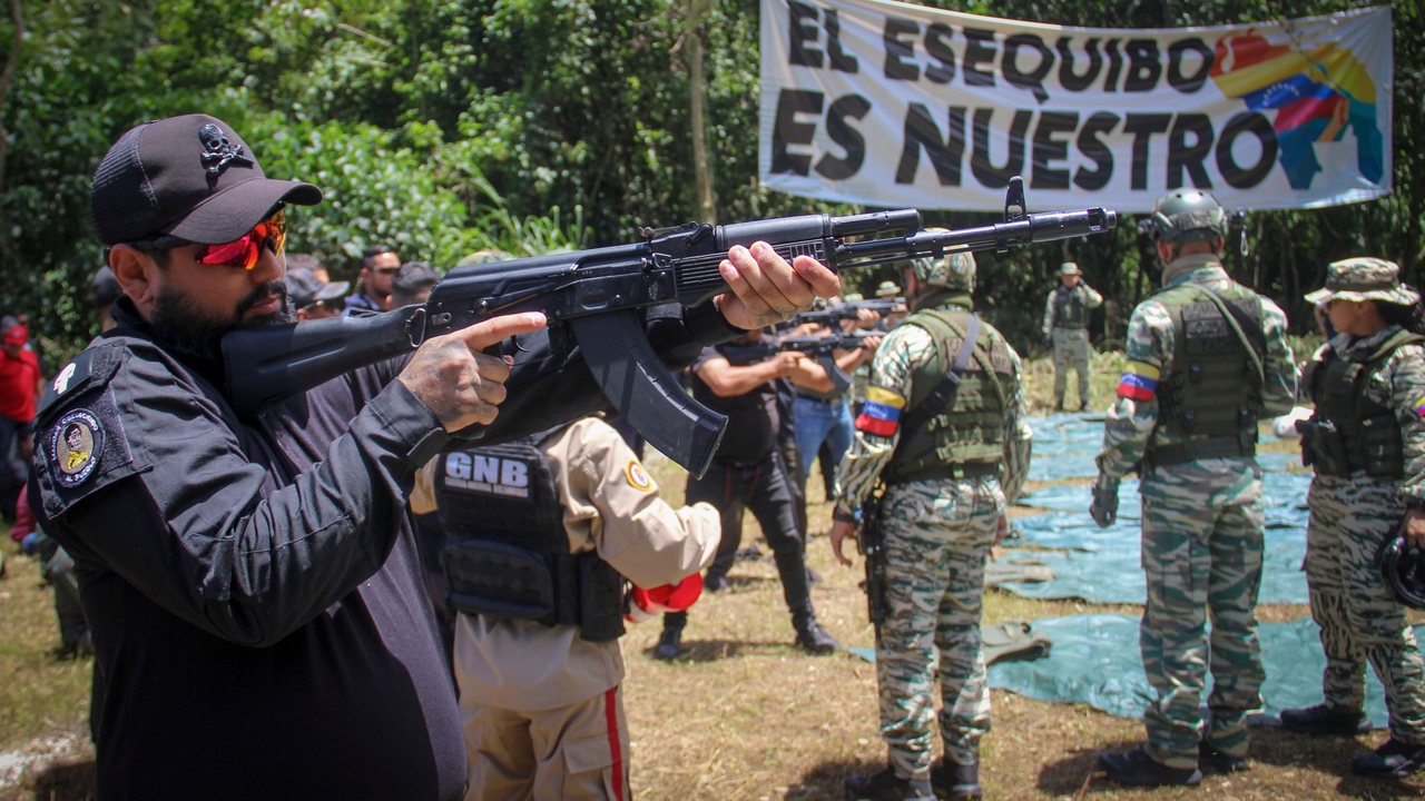 США - Венесуэла: прозрачные намёки на передышку