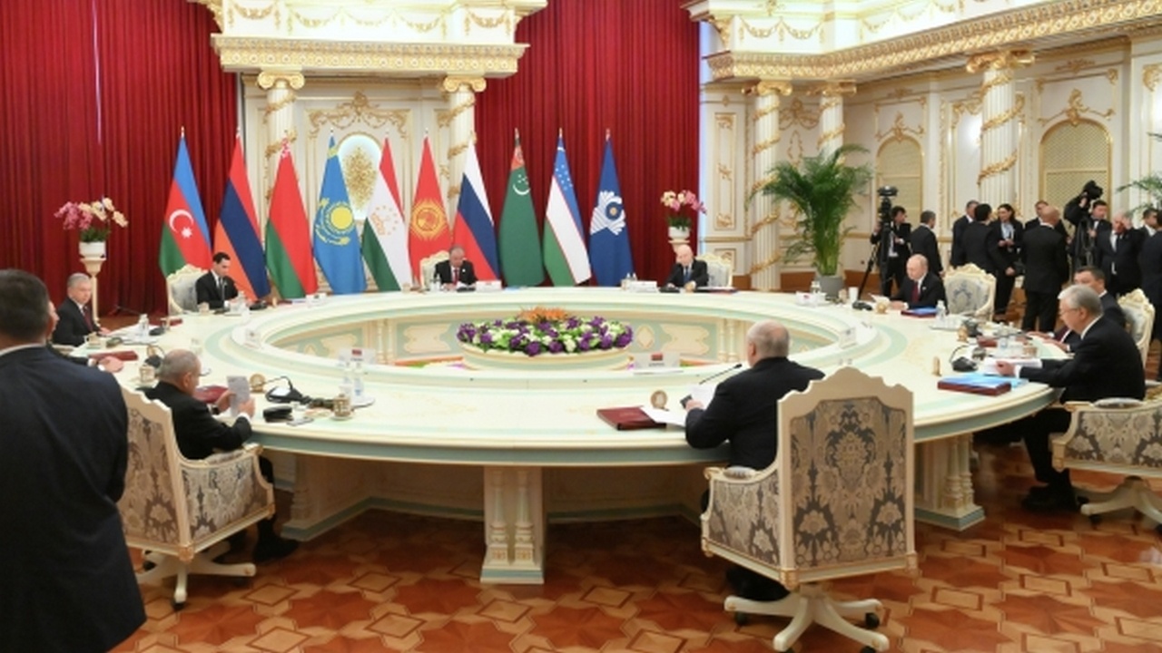 Страна, где нет передела собственности и беспредела олигархов