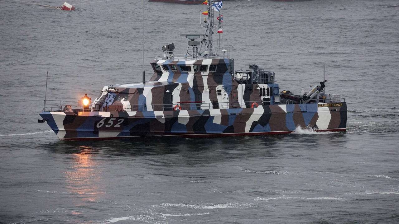 Всех на дно!