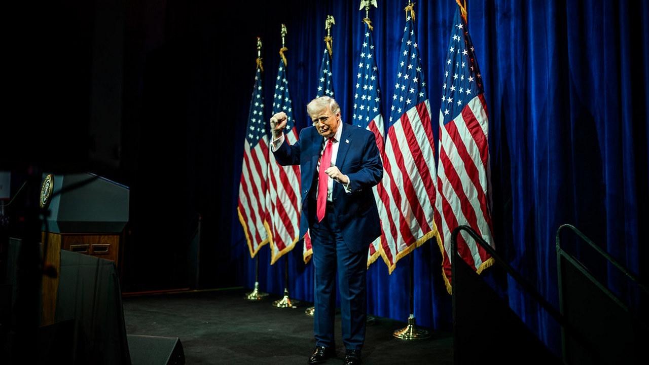 Первый год Трампа: перья в шляпе и апокалипсис на минималках