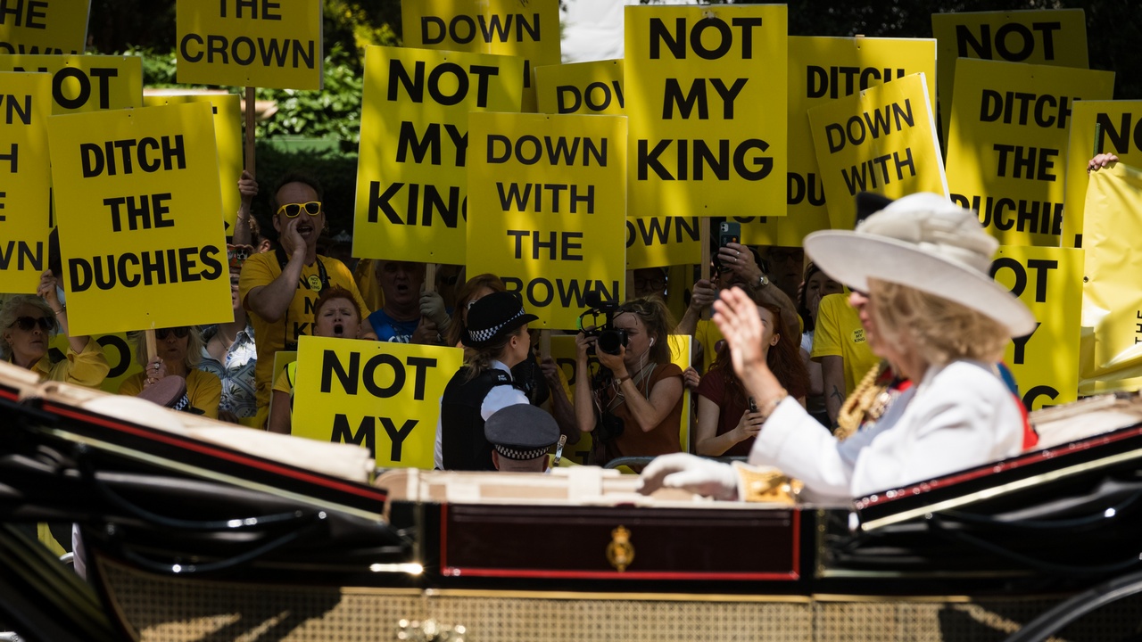 День твой последний приходит, монарх?