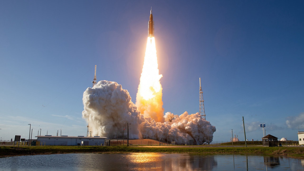 Обратная сторона Луны