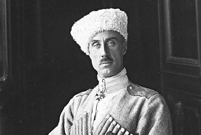 Петр Николаевич Врангель - главнокомандующий вооруженными силами Юга России.