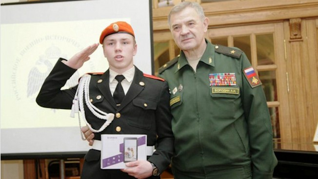 Юнармейцу из Татарстана вручен «Бронзовый знак юнармейской доблести»