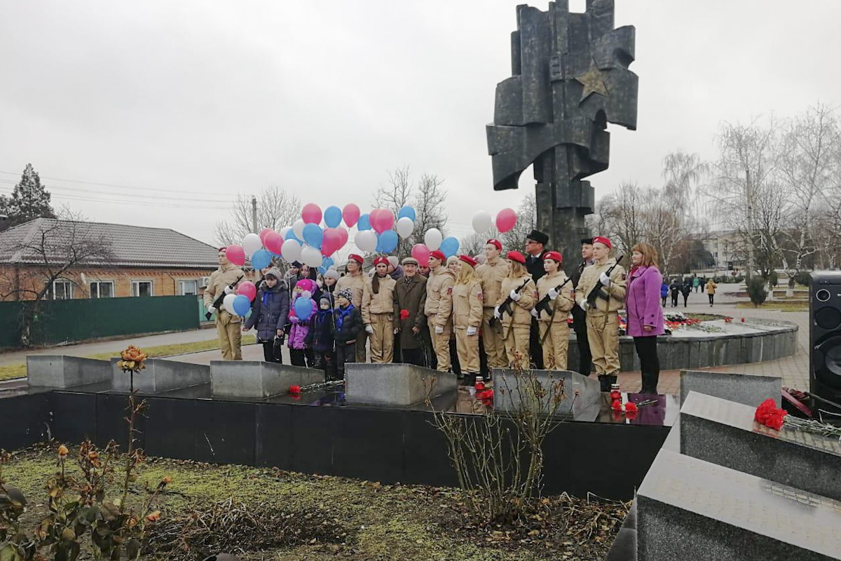 Погода кагальницкой ростовская обл. Станица Хомутовская Ростовская область. Станица Кагальницкая площадь. Столица кагольнитская.