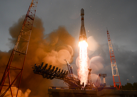 ВКС с космодрома Плесецк выполнили успешный пуск ракеты-носителя «Союз-2» с навигационным космическим аппаратом «Глонасс-М» ВКС с космодрома Плесецк выполнили успешный пуск ракеты-носителя «Союз-2» с навигационным космическим аппаратом «Глонасс-М»