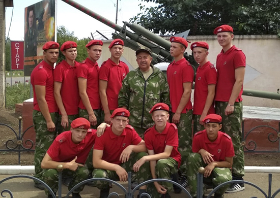 В Оренбургской области прошли военно-полевые сборы с юнармейцами Татарстана В Оренбургской области прошли военно-полевые сборы с юнармейцами Татарстана