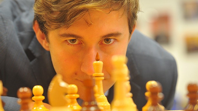 Шах и мат: Карякин вырвал победу у Непомнящего на турнире «Армагеддон-2019»