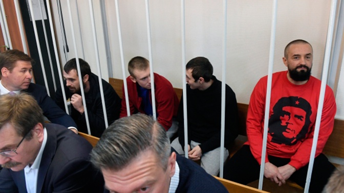 ФСБ обратилась в суд с просьбой продлить арест украинским морякам на три месяца ФСБ обратилась в суд с просьбой продлить арест украинским морякам на три месяца
