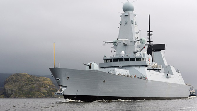 Второй корабль ВМС Великобритании вошел в Персидский залив