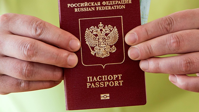 В ЕС задумались о непризнании российского гражданства у жителей Донбасса В ЕС задумались о непризнании российского гражданства у жителей Донбасса