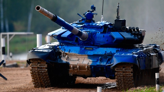 Игры синий танк. Т 72 б3 танковый биатлон синий. Синий танк. Голубой танк. Танковый биатлон синий танк.
