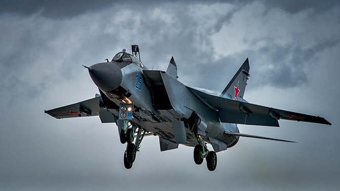 В Минобороны опровергли сообщения об аварийной посадке Ми-31БМ в Перми В Минобороны опровергли сообщения об аварийной посадке Ми-31БМ в Перми