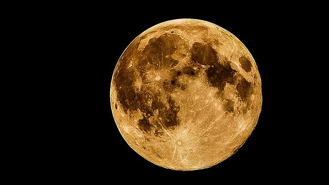 Роскосмос планирует освоить Луну к 2040 году