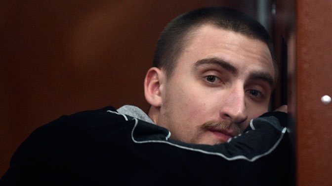 Суд приговорил участника несогласованного митинга в Москве к 3,5 годам колонии Суд приговорил участника несогласованного митинга в Москве к 3,5 годам колонии