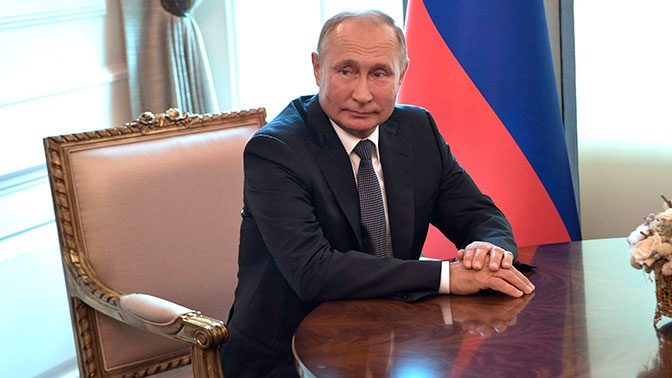 Путин назвал СМИ действенным механизмом общественного контроля Путин назвал СМИ действенным механизмом общественного контроля