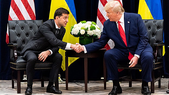 WSJ узнал о присутствии Помпео при разговоре Трампа и Зеленского WSJ узнал о присутствии Помпео при разговоре Трампа и Зеленского