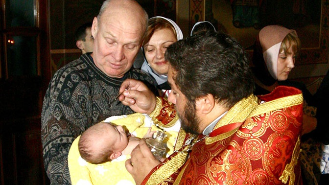 РПЦ внесла изменения в таинство крещения