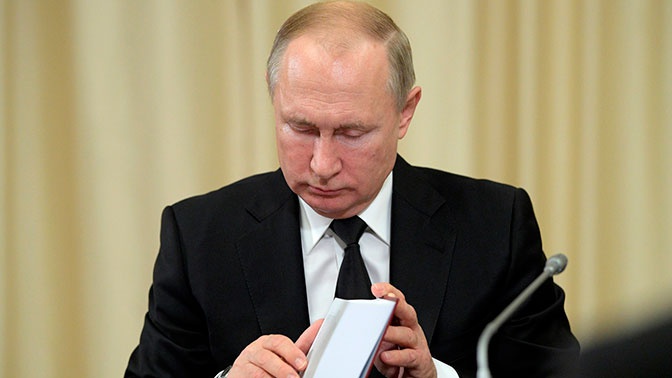 Путин подписал закон о поддержке самозанятых граждан