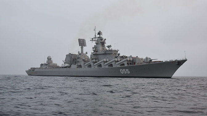 Ракетный крейсер «Маршал Устинов» завершил деловой заход на Кипр 