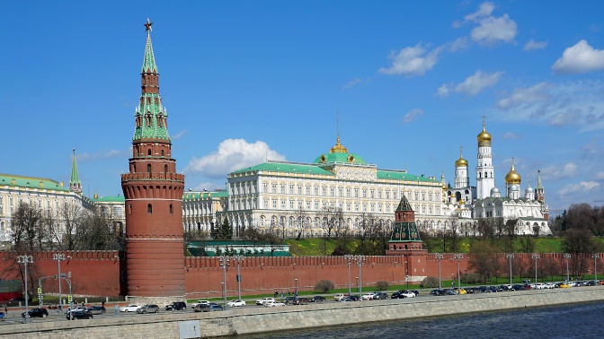 Песков прокомментировал поправку к Конституции о народе Песков прокомментировал поправку к Конституции о народе