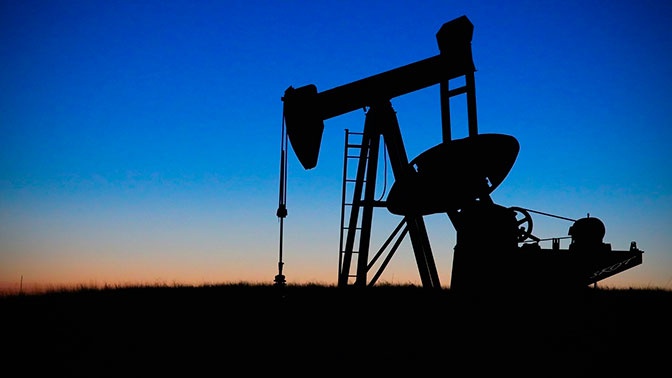 Крутое пике: цены на нефть падают после срыва сделки ОПЕК+