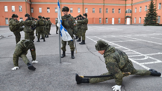 Полк преображенского бомбил берлин