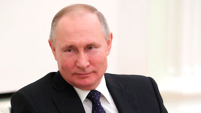 Владимир Путин перешел на удаленный режим работы Владимир Путин перешел на удаленный режим работы