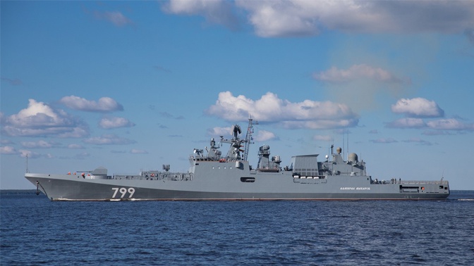 Фрегаты «Адмирал Эссен» и «Адмирал Макаров» провели артиллерийские стрельбы у побережья Крыма