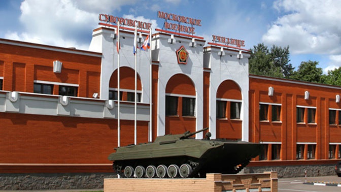 Президент поздравил Московское суворовское военное училище с юбилеем