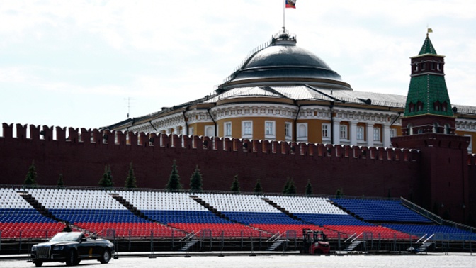 Гостей Парада Победы в Москве разместят на трибунах с учетом дистанции