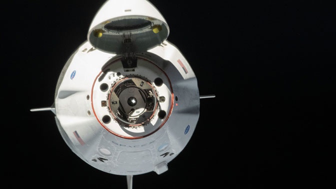 «Зверь, идущий сквозь атмосферу»: астронавт описал посадку Crew Dragon