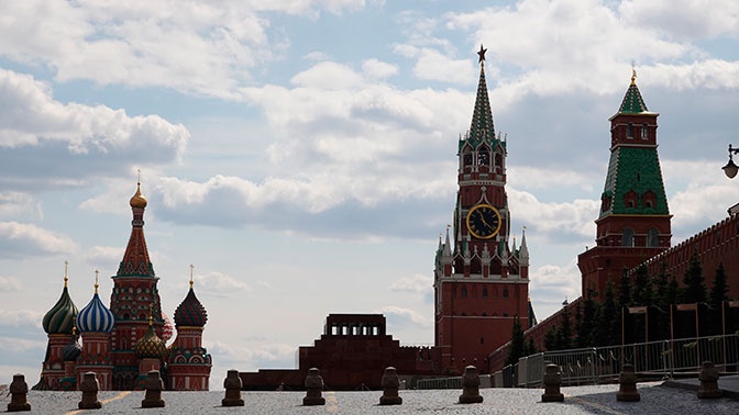В Кремле прокомментировали слухи о «возвращении» режима самоизоляции В Кремле прокомментировали слухи о «возвращении» режима самоизоляции