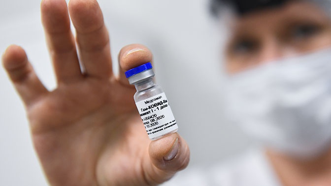 Более 60 тысяч человек записались на испытания вакцины от COVID-19 в Москве Более 60 тысяч человек записались на испытания вакцины от COVID-19 в Москве