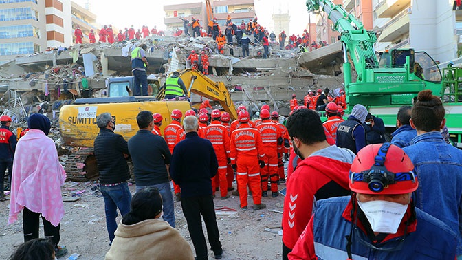 Число погибших при землетрясении в Турции выросло до 64