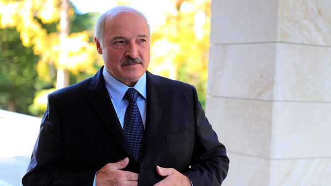 Лукашенко запретил возвращаться домой врачам, уехавшим на заработки в Польшу Лукашенко запретил возвращаться домой врачам, уехавшим на заработки в Польшу