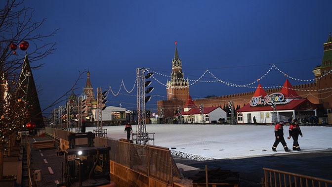 ГУМ-каток на Красной площади откроется в Москве в субботу