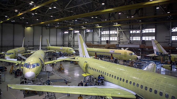 Ростех заменит 97% импортных комплектующих в новой версии самолетов SSJ