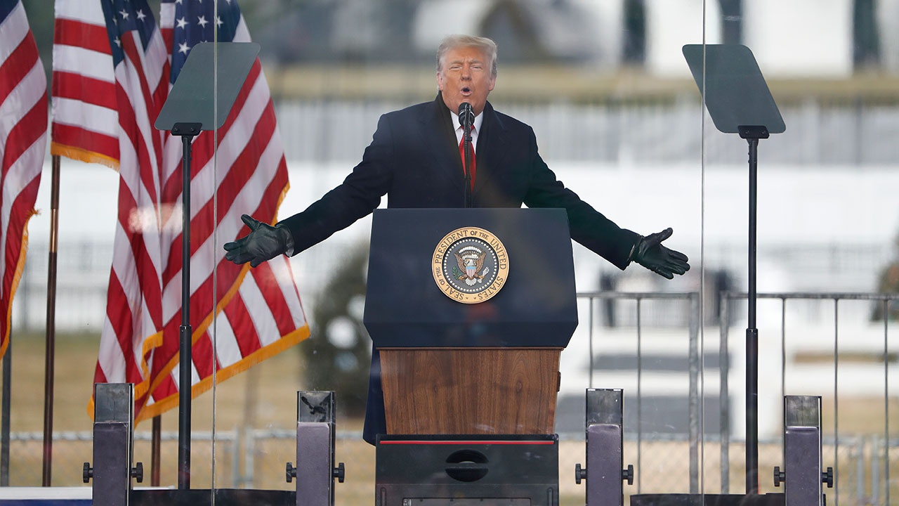 Опубликован окончательный вариант резолюции об импичменте Трампу Опубликован окончательный вариант резолюции об импичменте Трампу