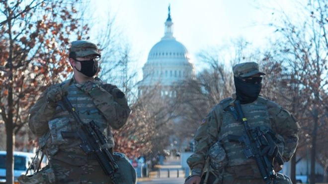 В штурме Капитолия в США обвинили более 300 человек В штурме Капитолия в США обвинили более 300 человек