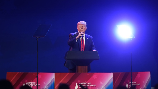 YouTube удалил с канала RT обращение Трампа YouTube удалил с канала RT обращение Трампа