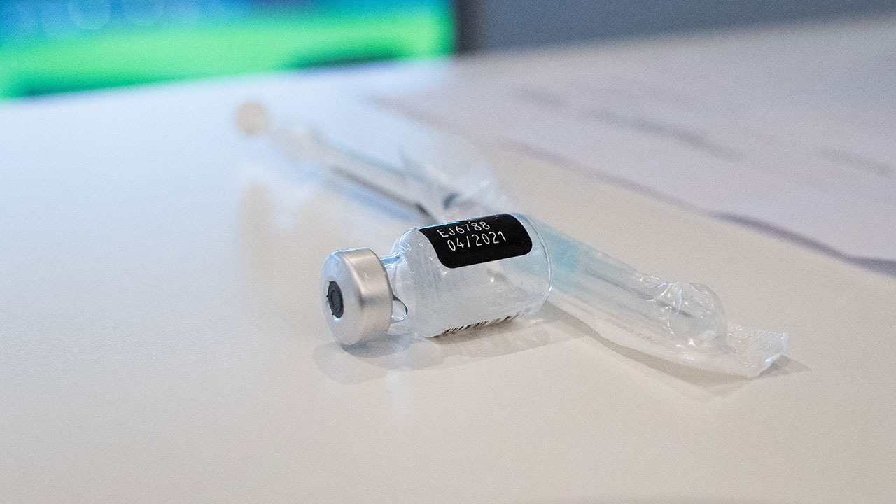 Российскую вакцину «Спутник V» впервые начнут производить в Европе