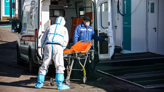 В России за сутки выявили 8 275 новых случаев коронавируса В России за сутки выявили 8 275 новых случаев коронавируса